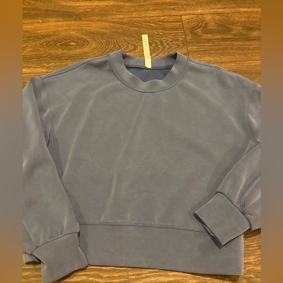 Lululemon blue sweatshirt - Picture 1 of 3